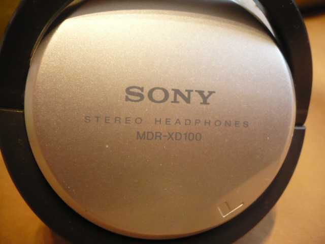 Tanie i dobrze grające słuchawki Sony model MDR-XD100.