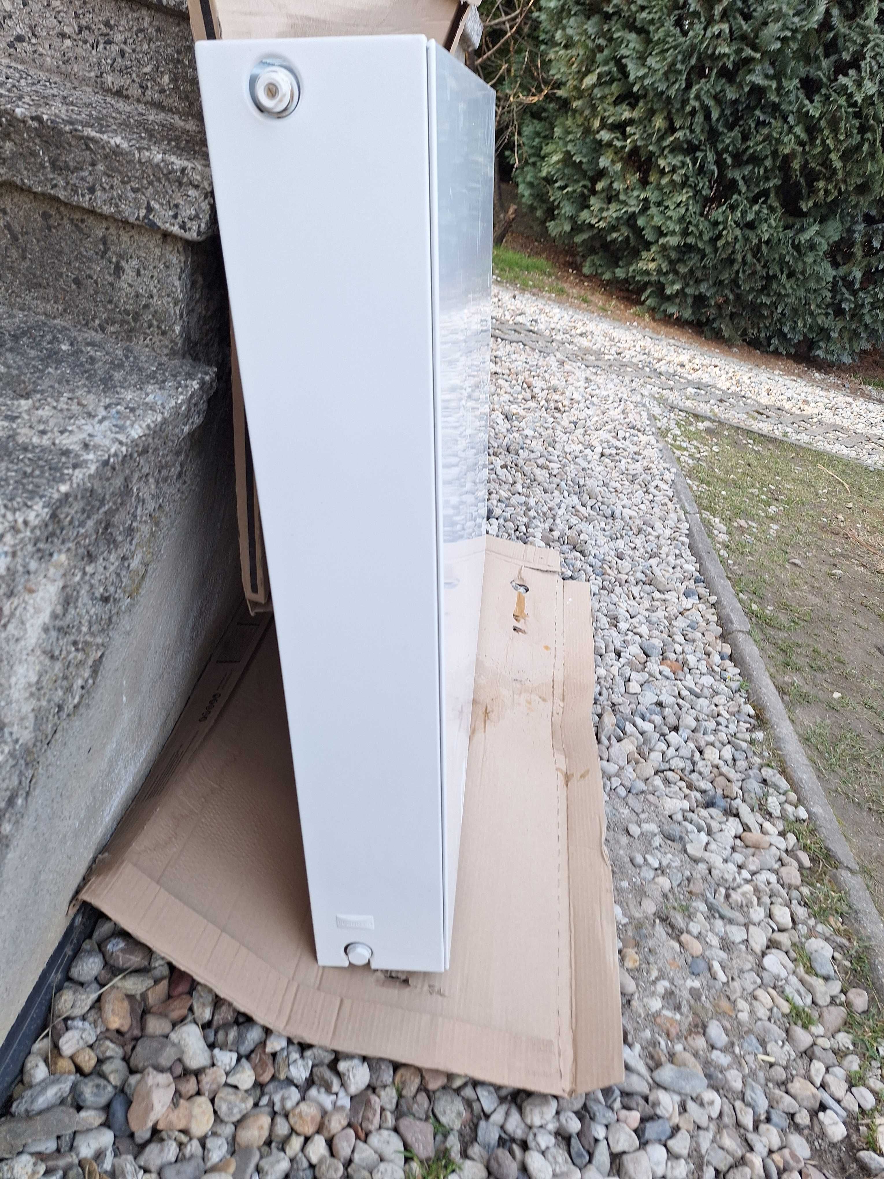 NOWY grzejnik  Purmo Plan Flex 900x1100x154 D50mm – podłączenie dolne