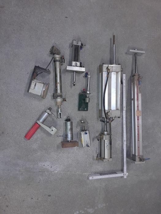 Siłownik pneumatyczny 8 sztuk