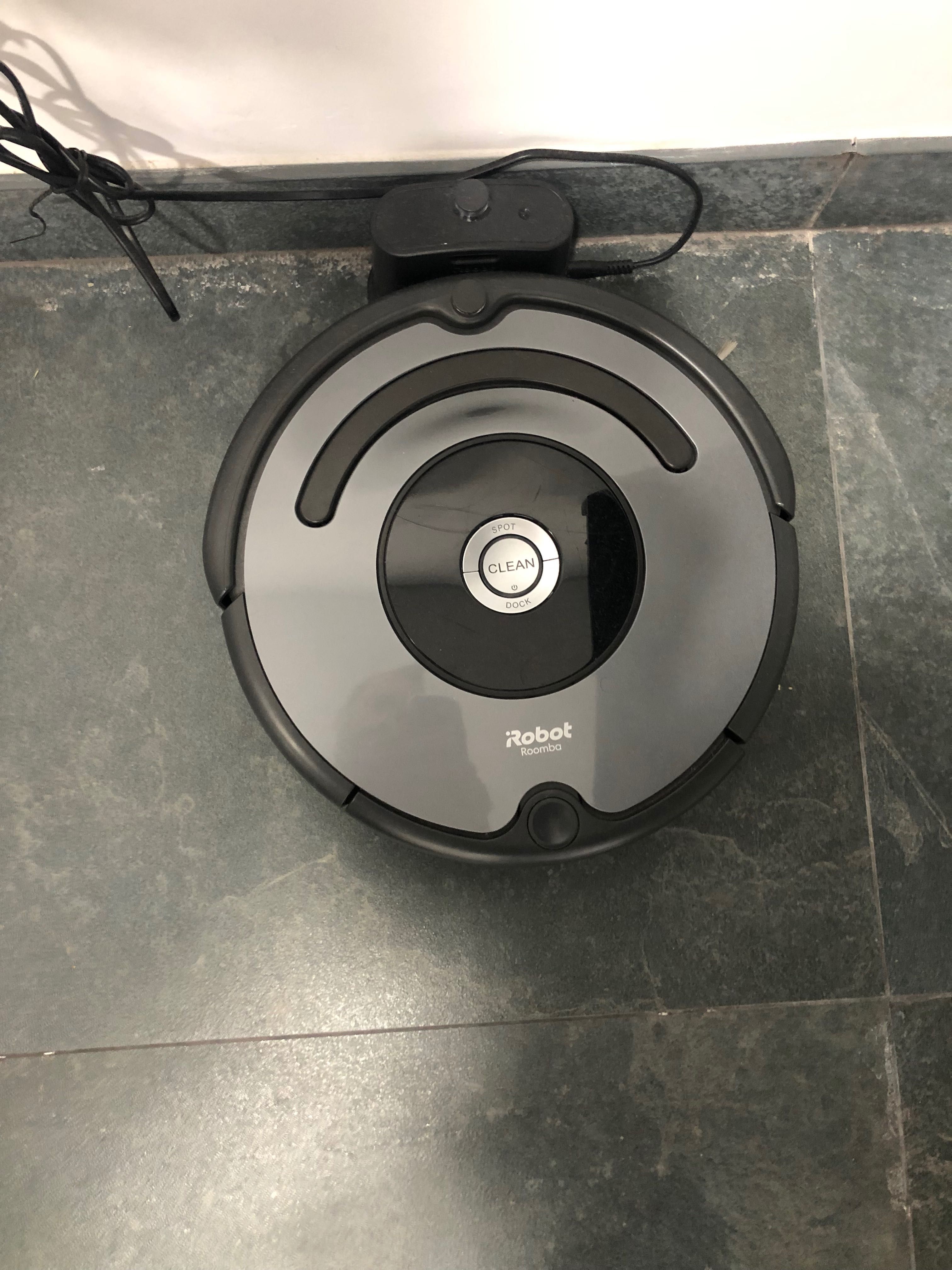 Vendo aspirador iRobot Roomba 676