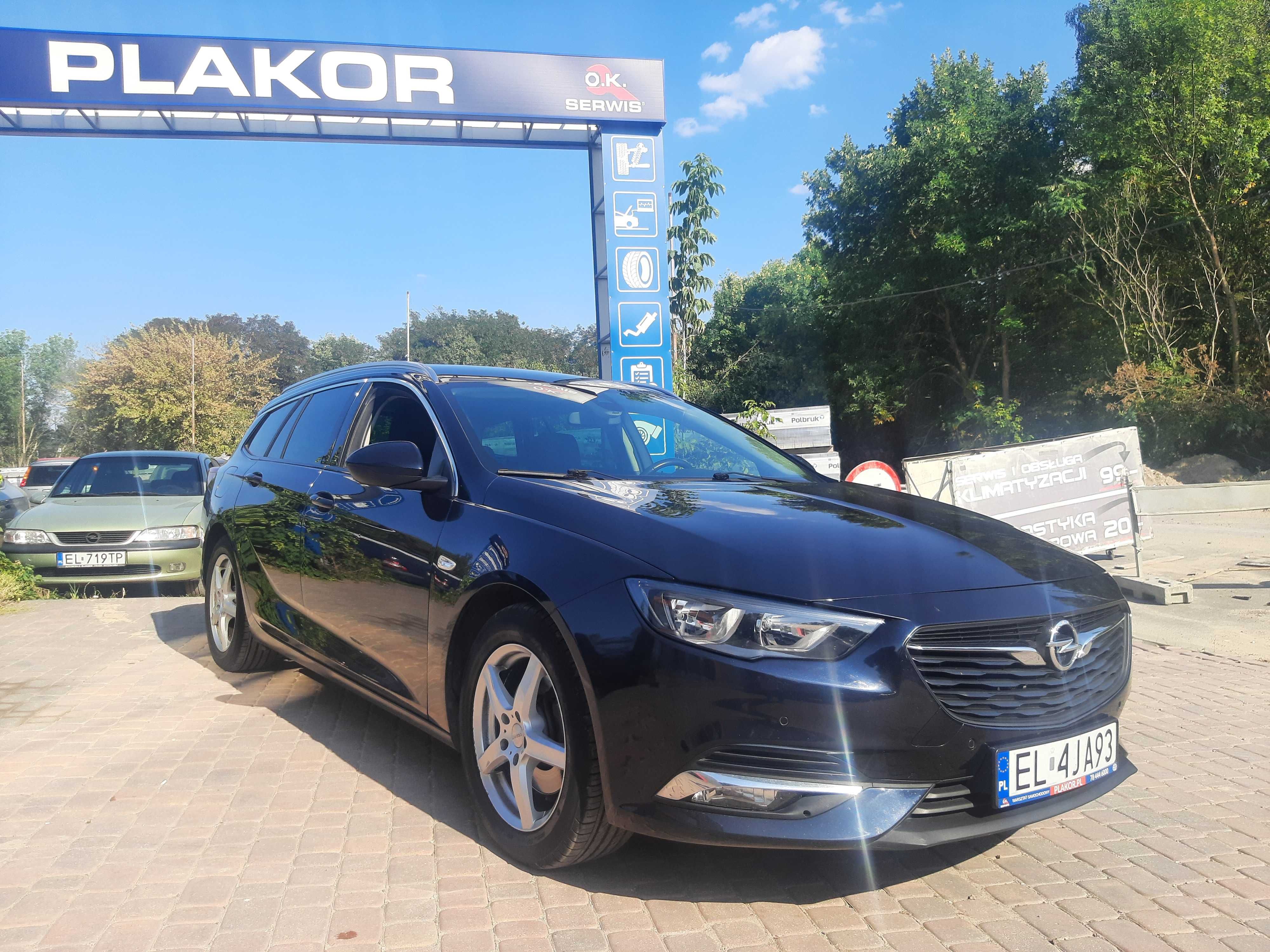 Wynajem samochodu Opel Insygnia 2020r diesel wypożyczalnia samochodów