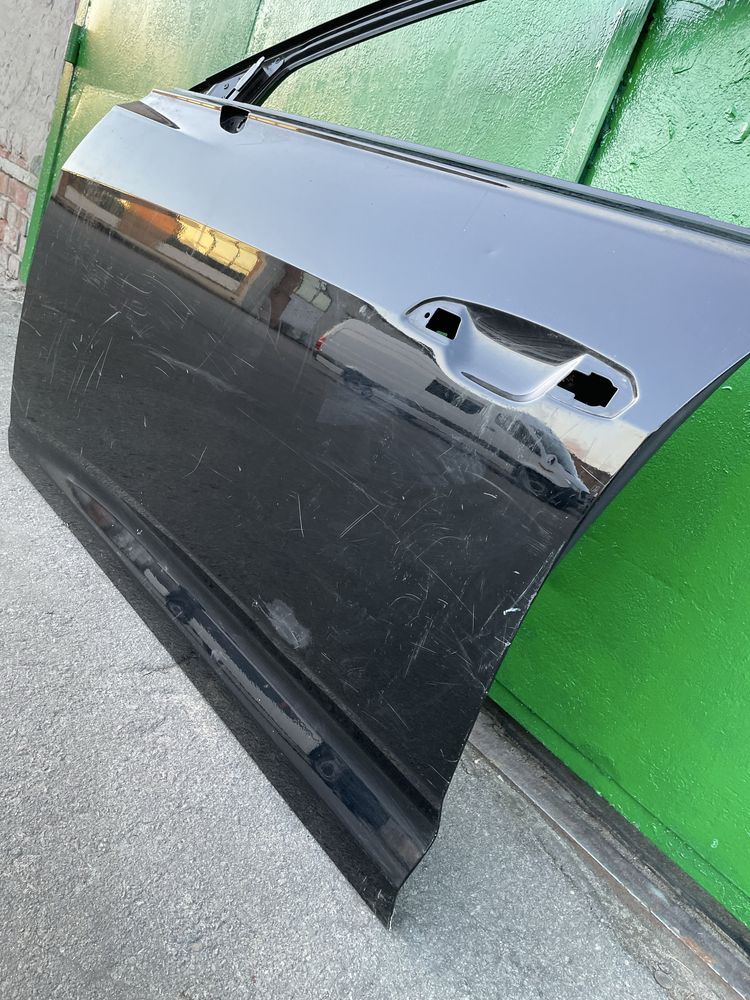 Двері ліві ауді audi а6 с8 18-