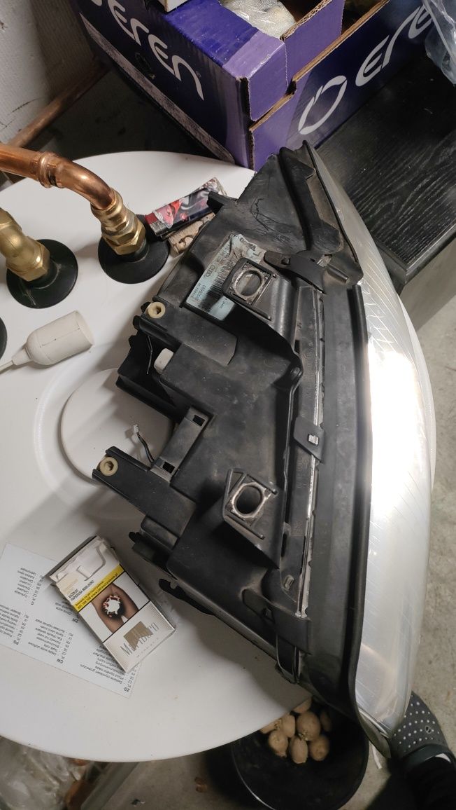 Lampa Audi a4 b6 oryginał
