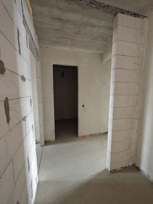 Продаж 2к. Поряд з парком!