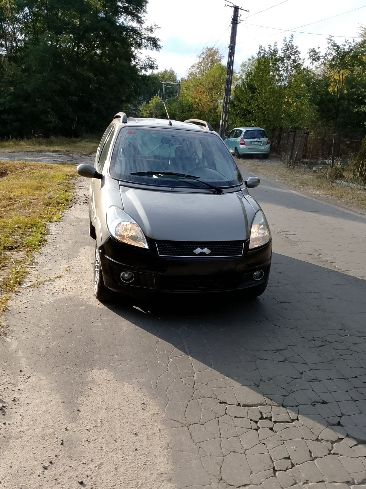 Ligier X TOO microcar z automatyczną skrzynią.