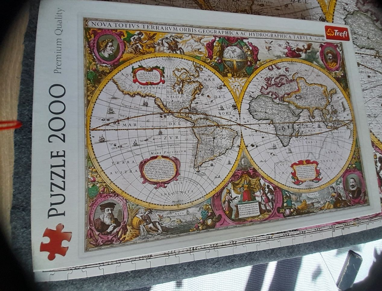 Puzzle mapa świata 2000 sztuk