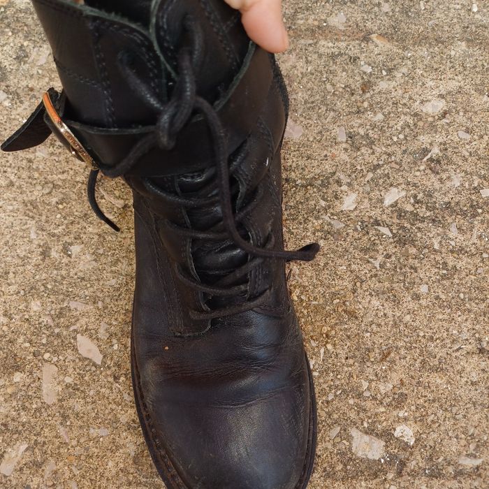 Botas zara tamanho:34