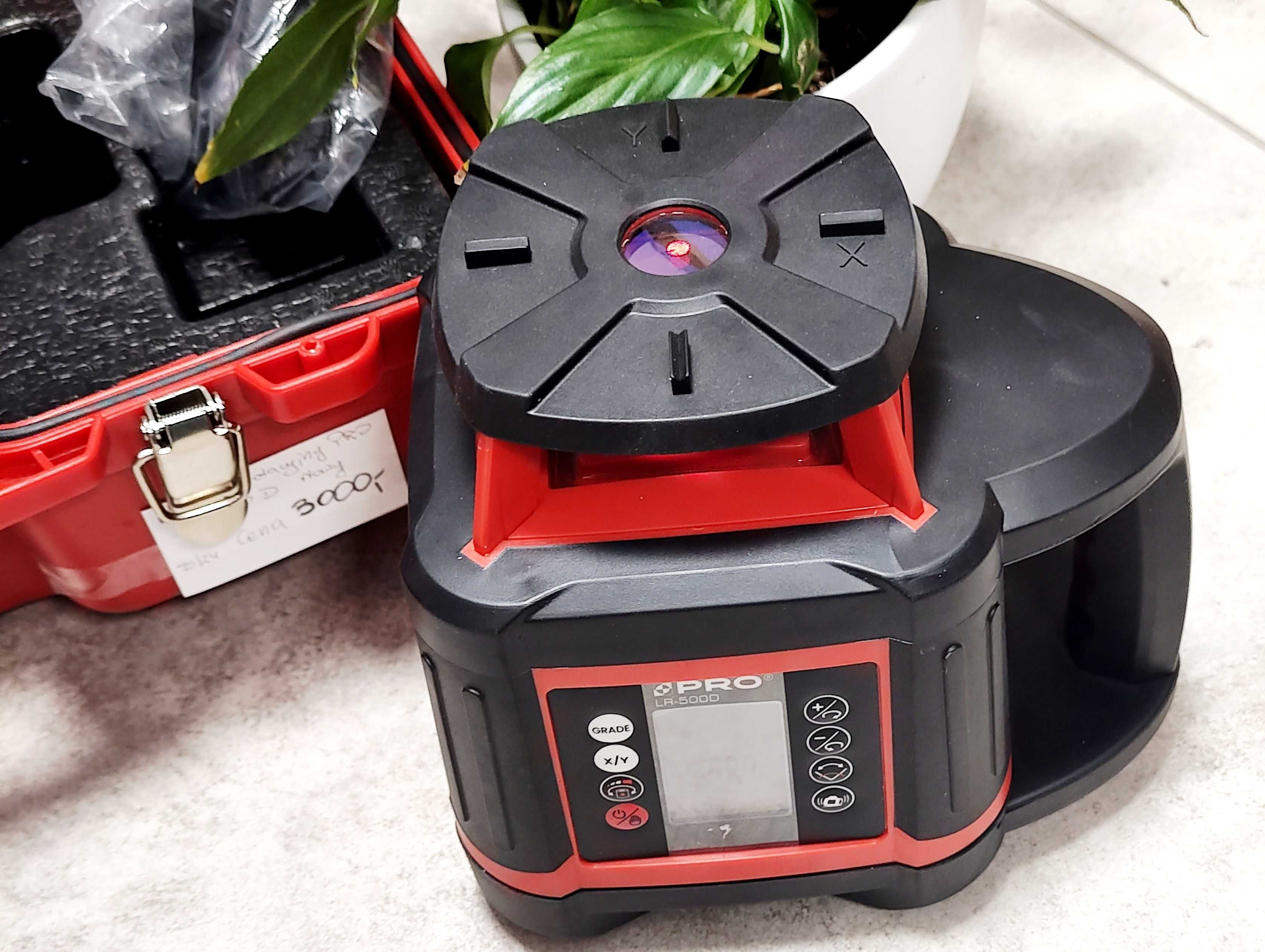 Niwelator laserowy PRO LR-500D + walizka i akcesoria Nowy