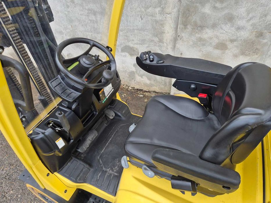 Wózek widłowy Hyster • 1800kg • TRIPLEX • wolny skok • przesuw boczny