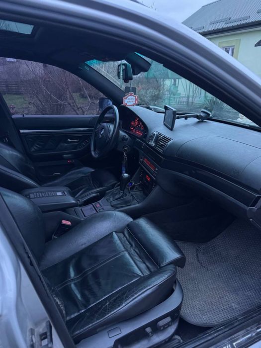 Продам БМВ е39 3.0 м57 автомат