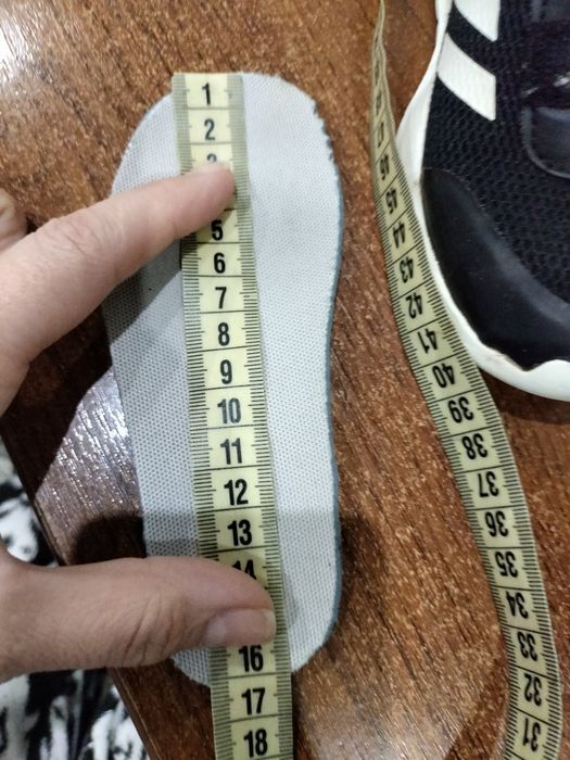 Черевики кроси на осінь