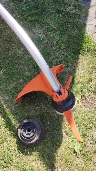 Zabytkowa podkaszarka kosa Stihl FS38 plus druga w częściach