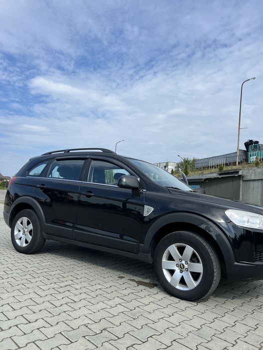 Продам авто Chevrolet Captiva 2008 2.4 бензин