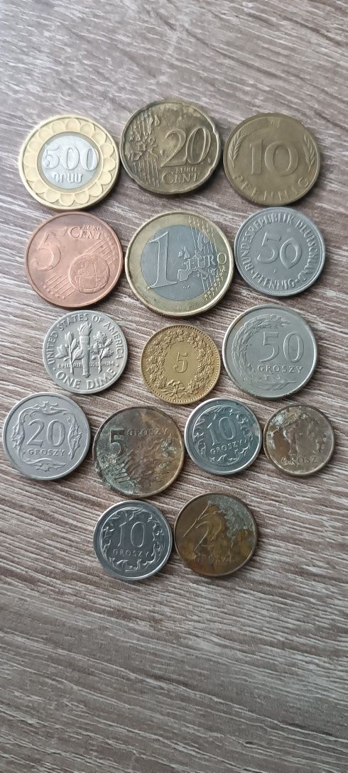 продам монеты  разных годов