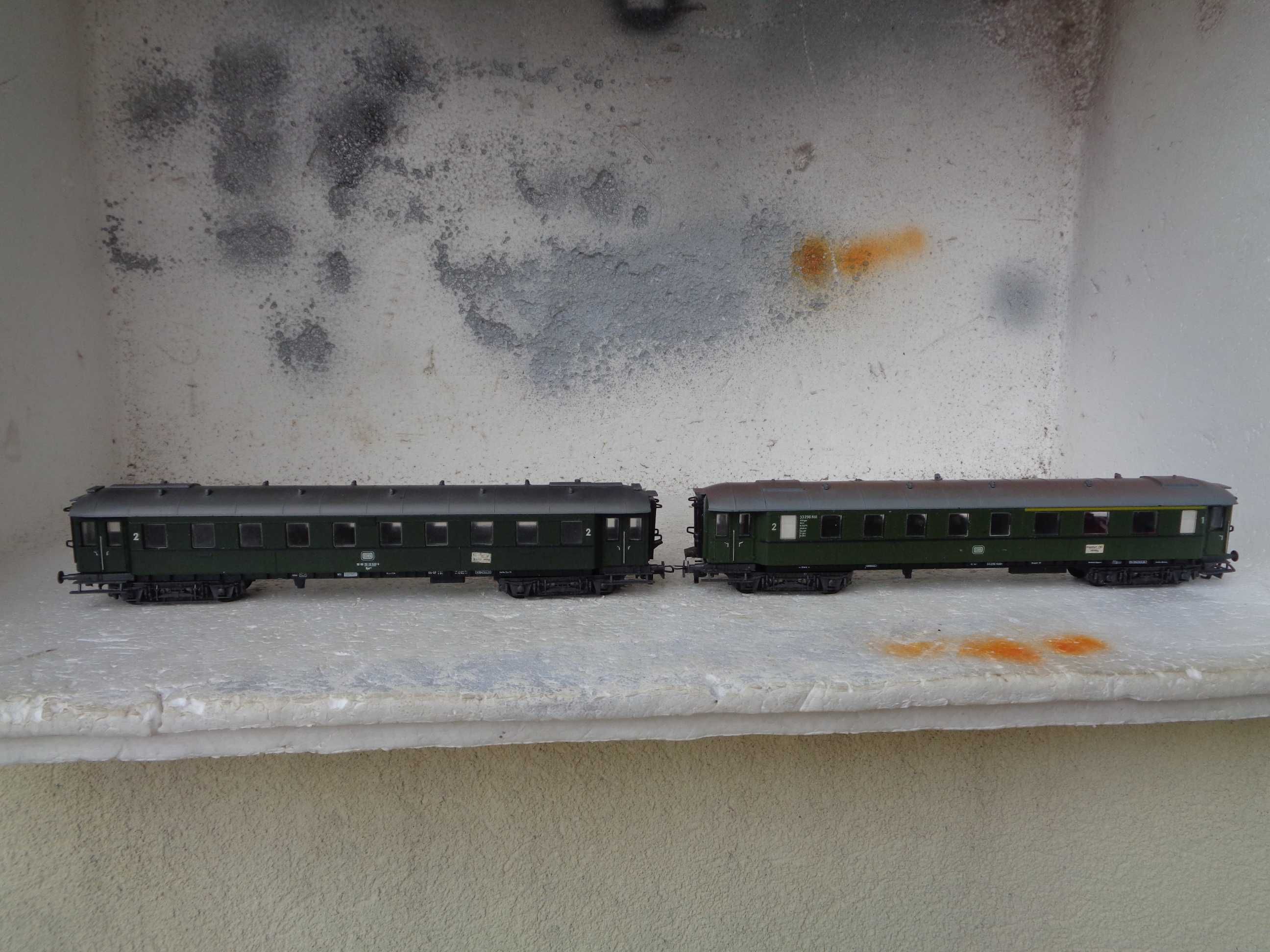 1:87 PIKO Lote de 2 carruagens passageiros 1ª e 2ª classe comboio