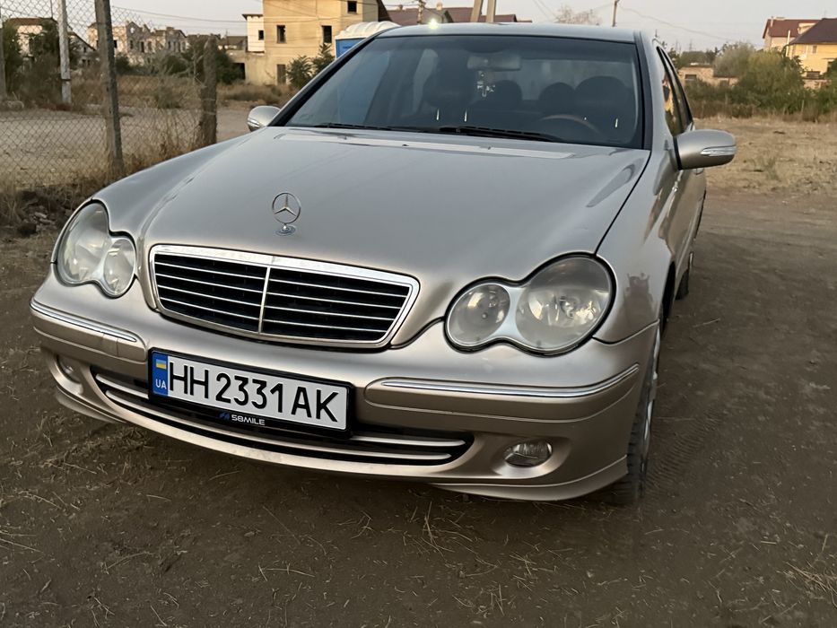 Продам мерседес С203 на полном боевом ходу 2006год