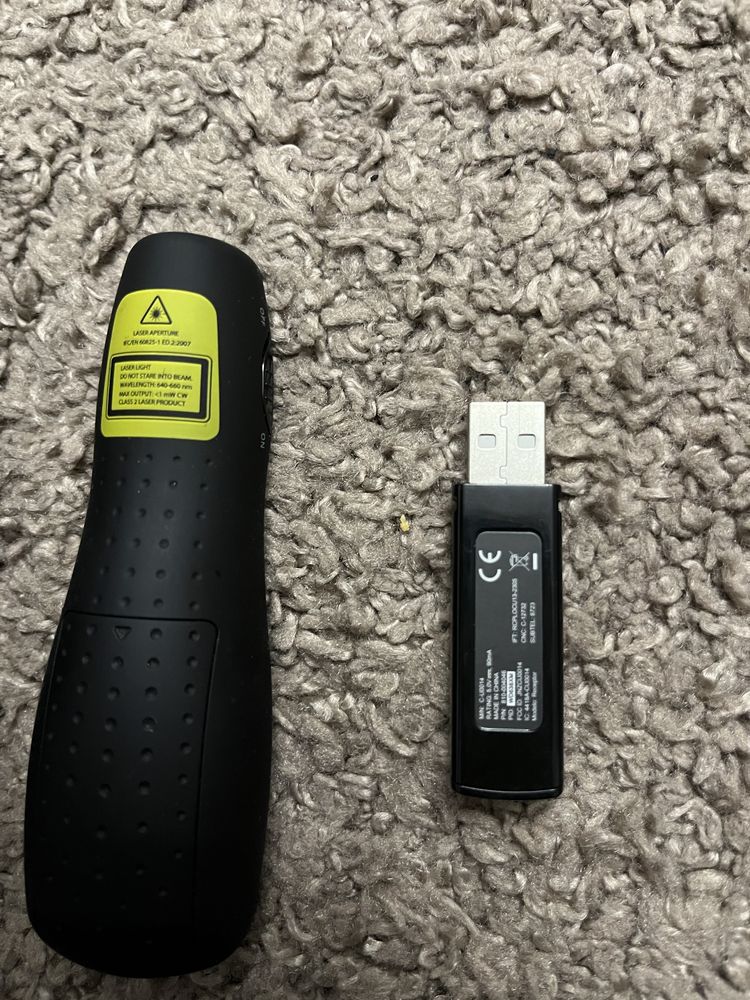Призентер, указка, мыш Logitech