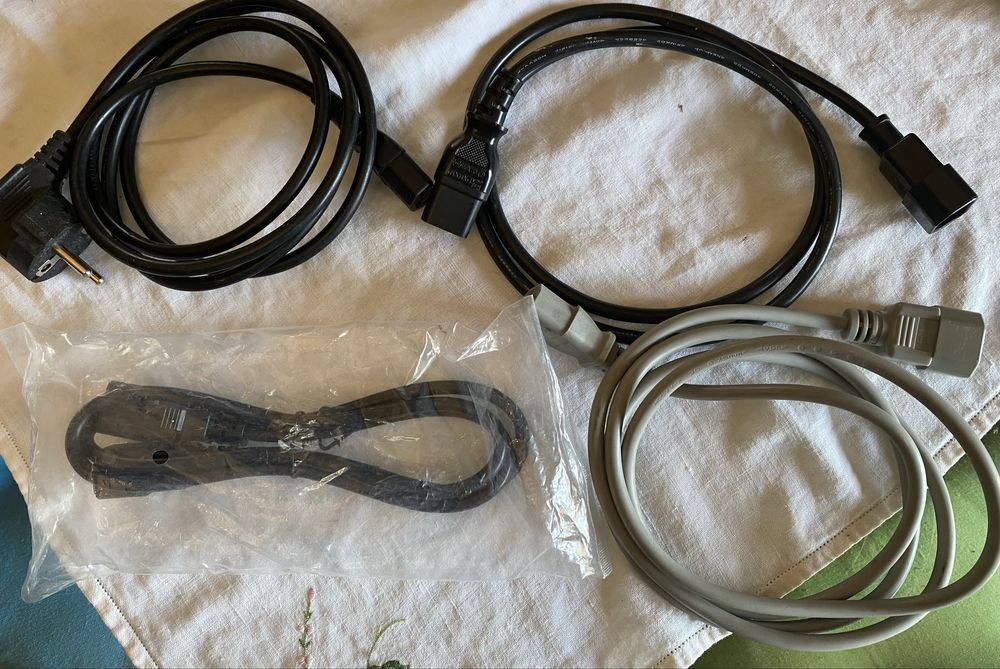 Essential UPS 5E da EATON