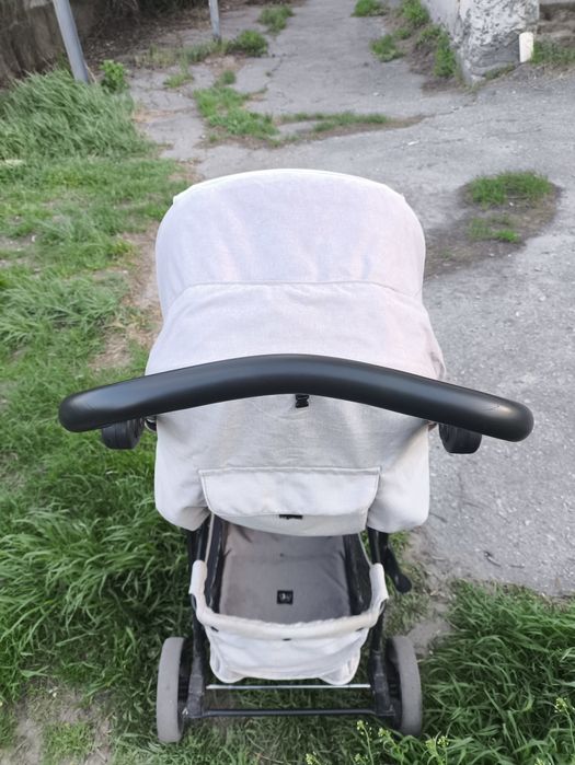 Коляска прогулянкова