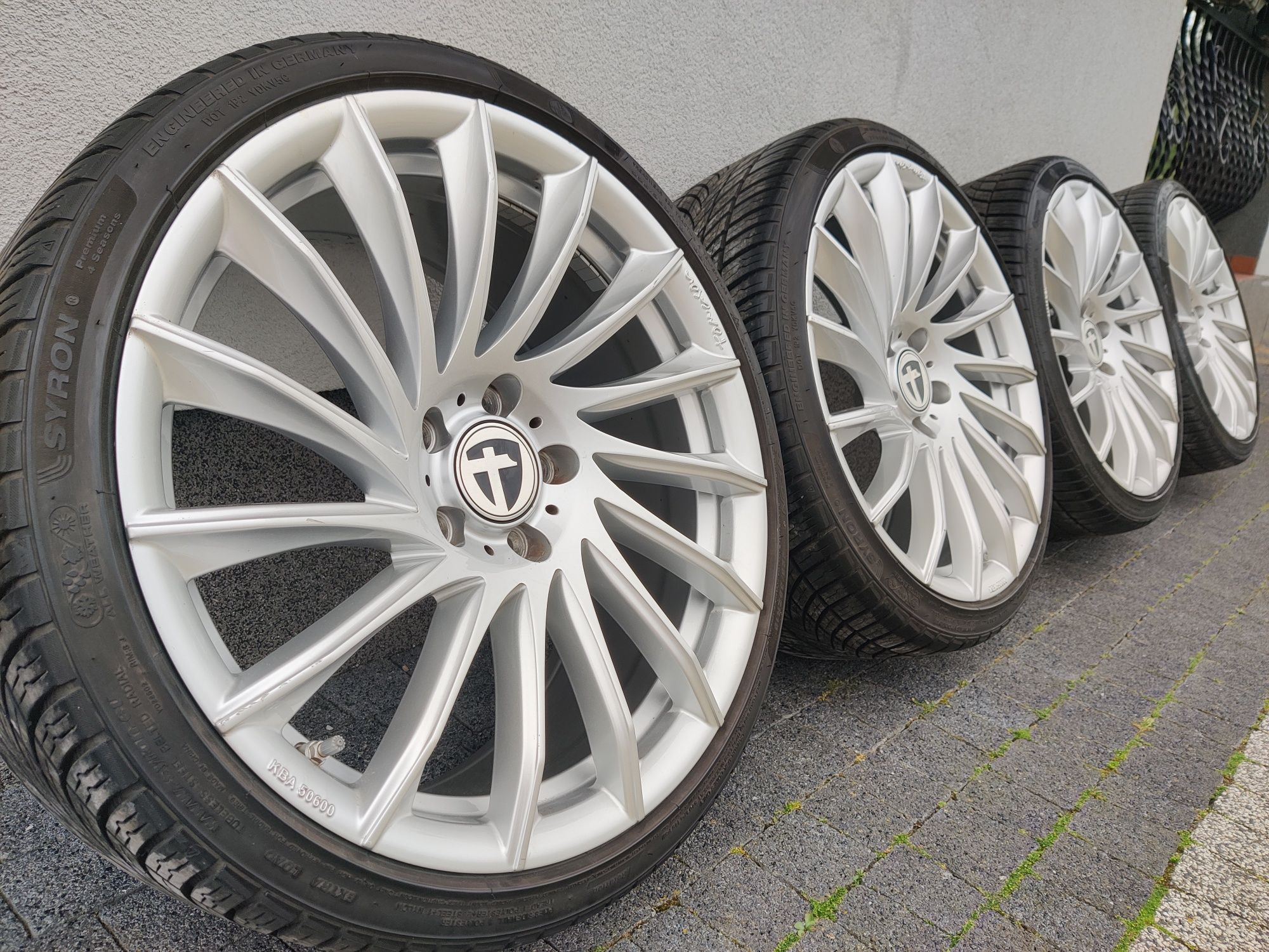 Koła wielosezonowe Tomason TN16 19" 5x114,3 Hyundai I30 KIA Ceed Mazda