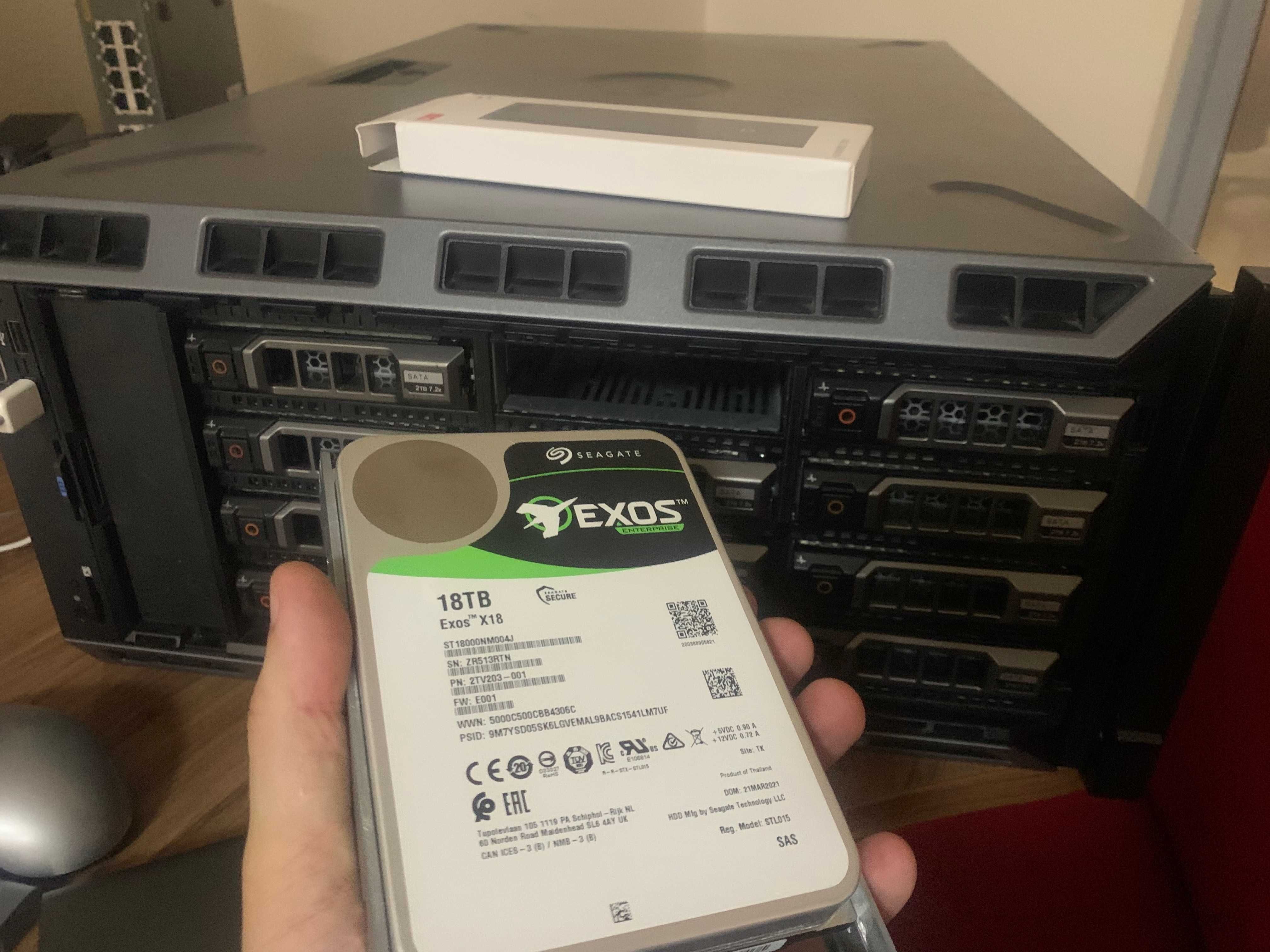 Сервер зберігання даних | Ферма Chia | 27 x 18TB HDD (486 TB)