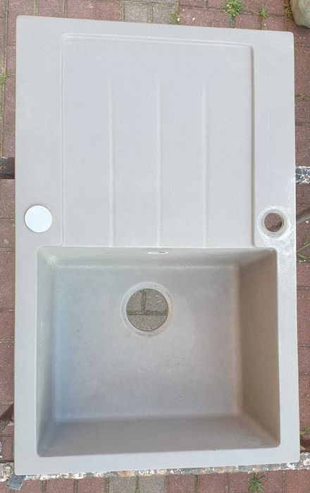 Zlewozmywak jednokomorowy z ociekaczem