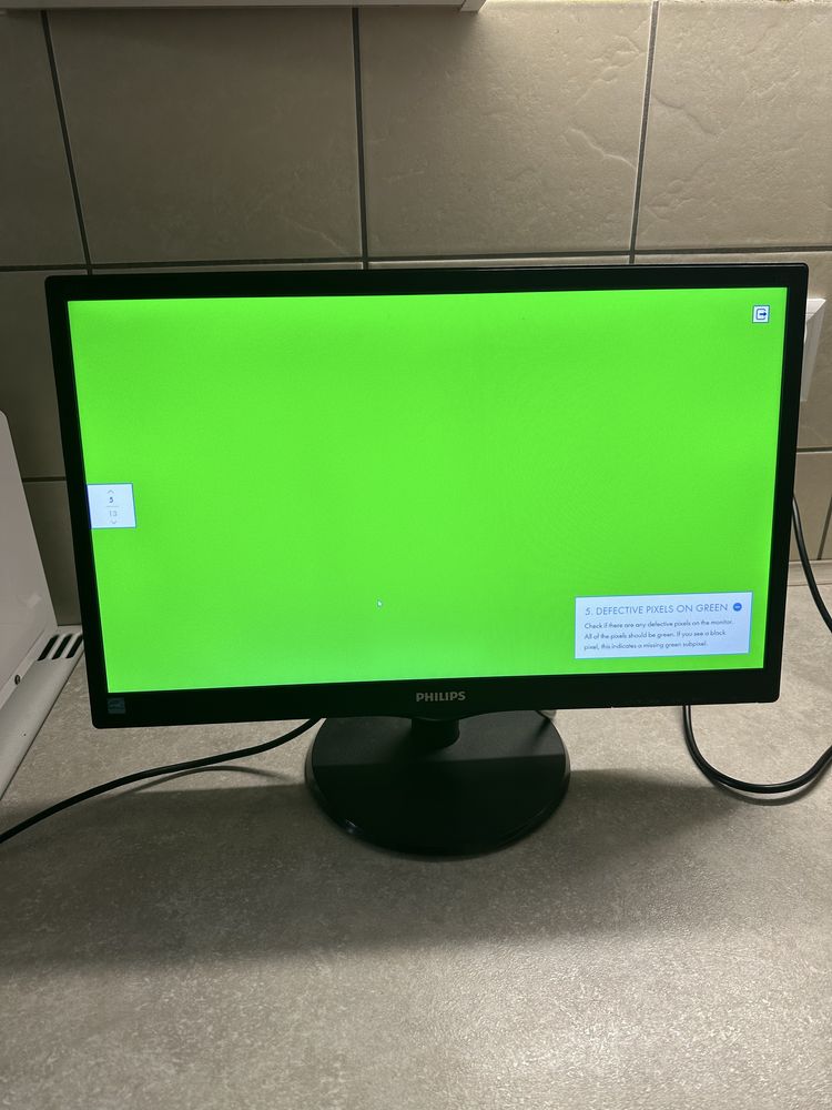 Monitor Philips 21.5” (54.6) LED sparwny