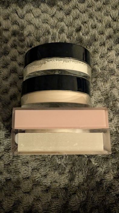 Sprzedam 13 sypkich pudrów