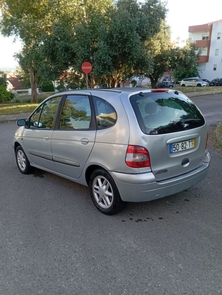 Renault Scénic 2002 1.4 16V