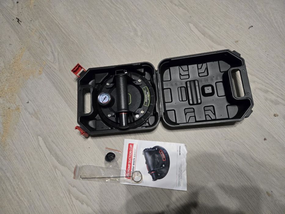 Присоска вакуумная с манометром Topvei в кейсе с кожухом FA-1003