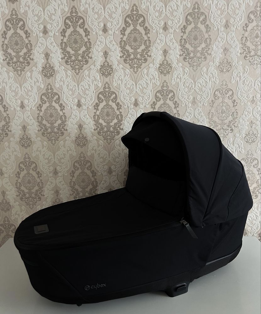 Продам люльку Cybex Priam
