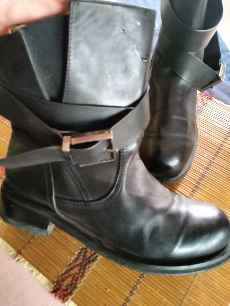 Продам сапожки р.40