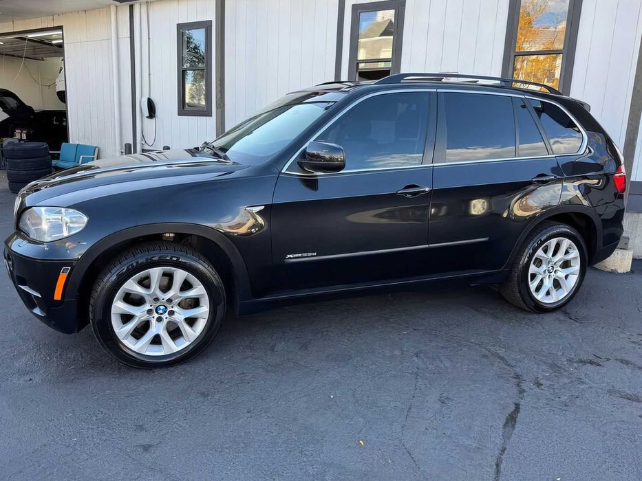 BMW X5 xDrive35d      2013