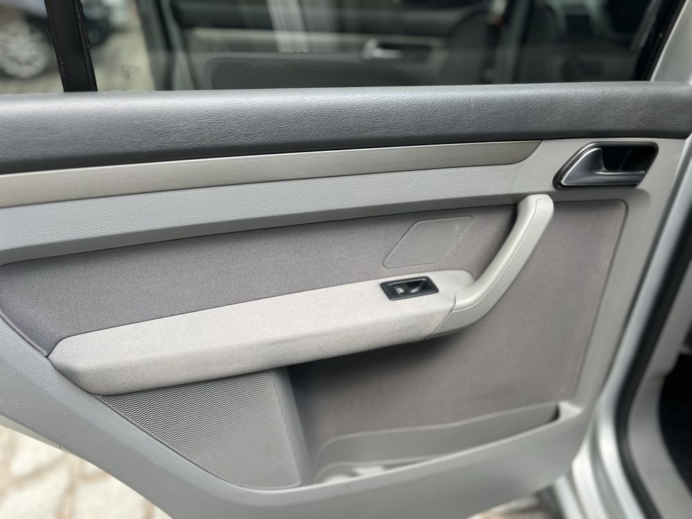 Продаж VW Touran 2007 за ГОТІВКУ, або в ЛІЗИНГ | КРЕДИТ