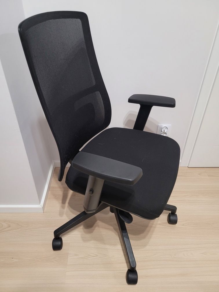 Krzesło, fotel biurowy