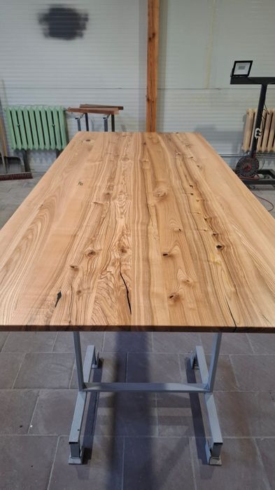 Blaty jesionowe, dębowe. Lite drewno. Stolik hokery. LOFT