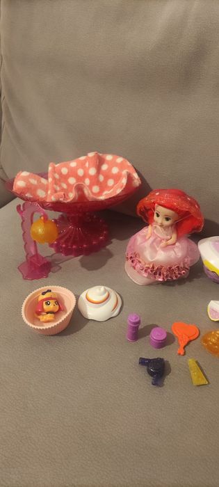 Cupcake lalka z akcesoriami
