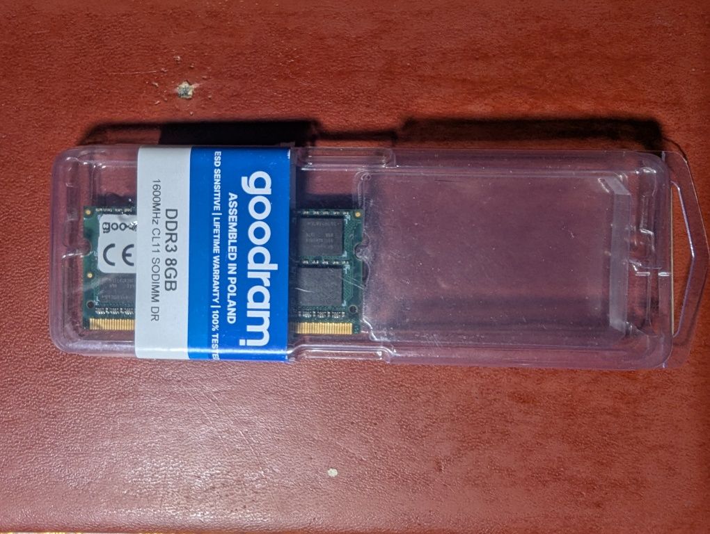 Оперативна пям'ять Goodram GR1600S3V64L11/8G