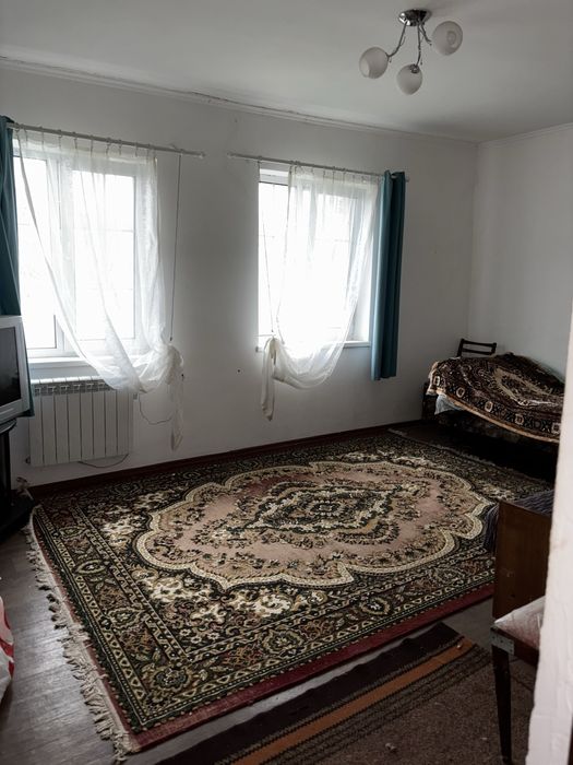 Будинок 2 км від Білоі Церкви вул Гайок з гарною дорогою