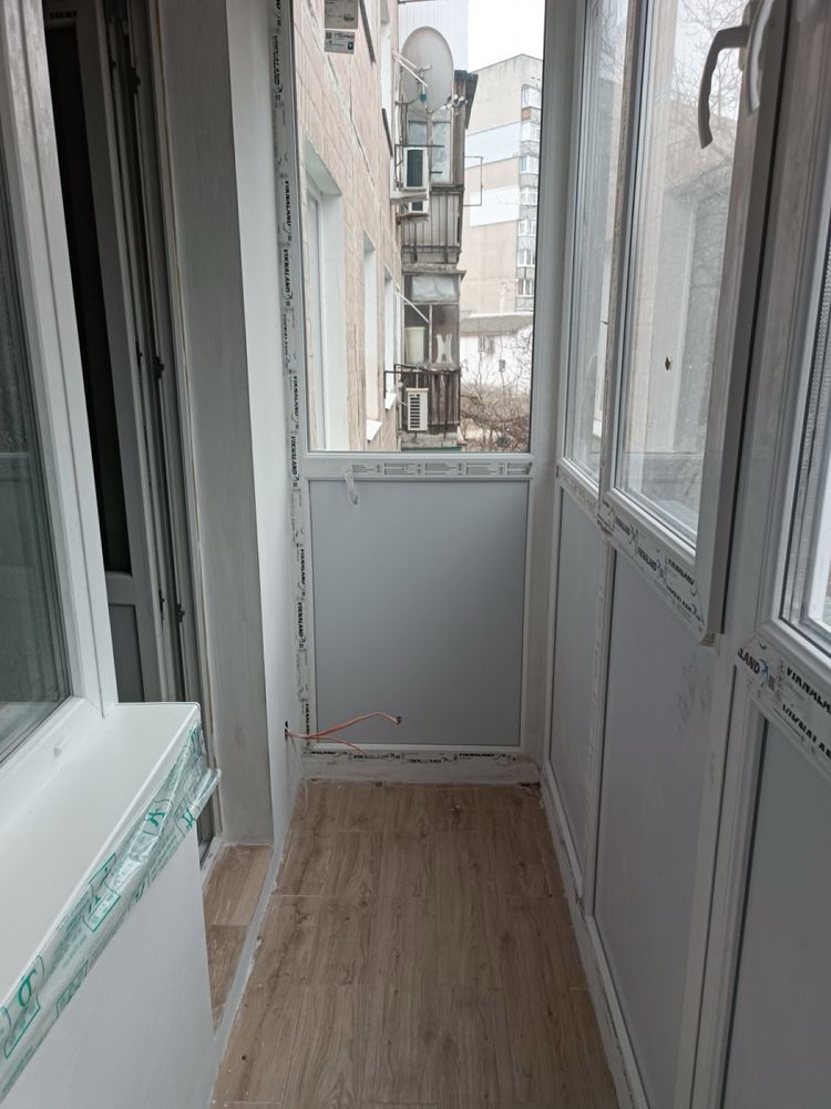 Продам 2 кв. Салтовское шоссе, 8 хлебзавод.