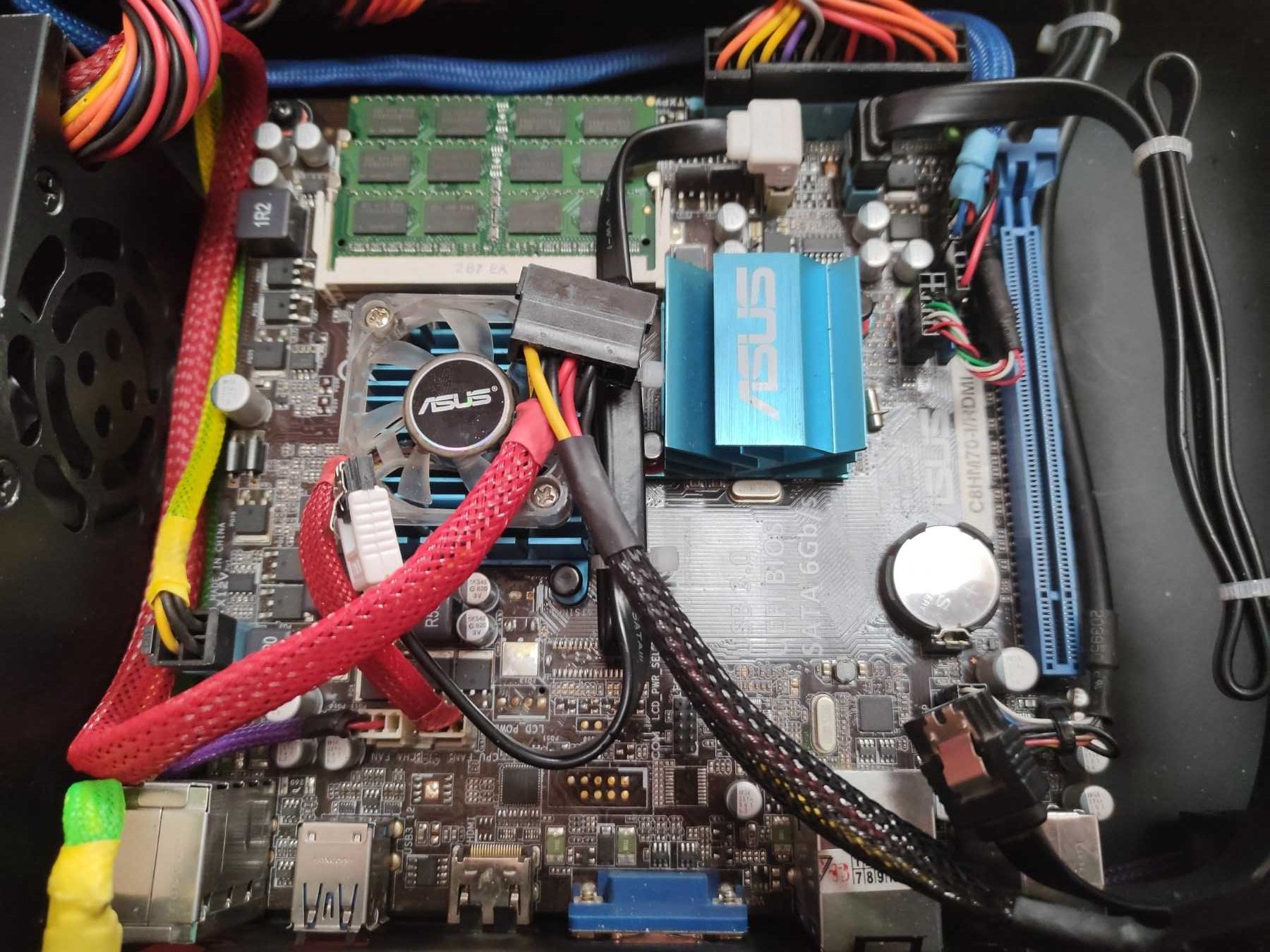 Полноценный компьютер в ITX корпусе, 16GB Ram, SSD, HDD, HDMI