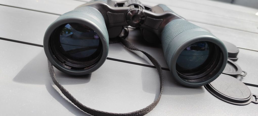 Lornetka Delta Optical Discovery 16x50