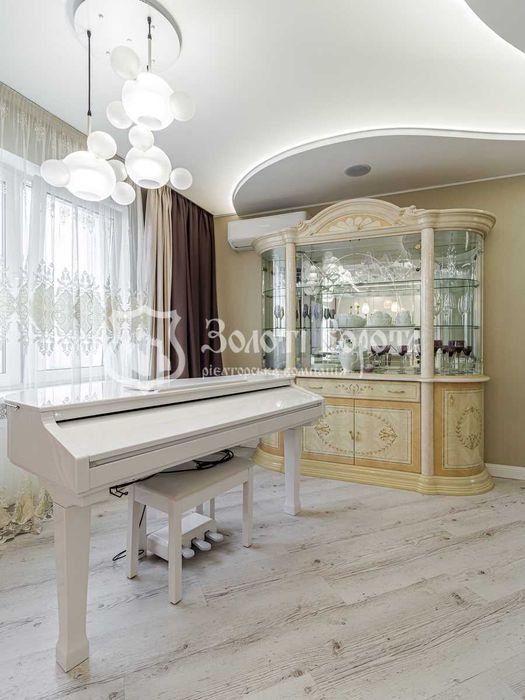 Квартира, 2к. Євроремонт. Здолбунівська, 13, Позняки, Дарницький район