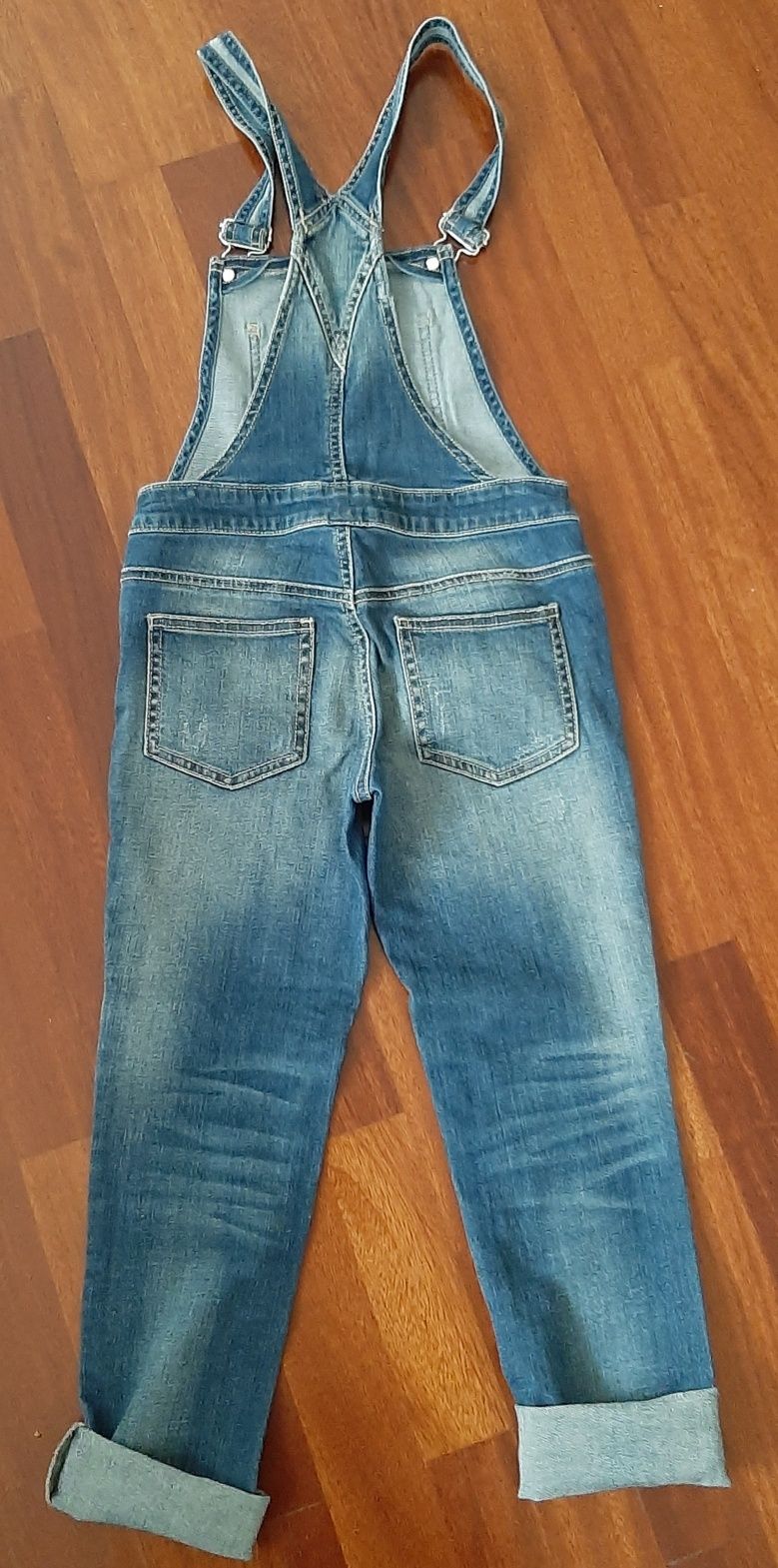 Ogrodniczki Benetton rozm.7-8 lat(134cm)