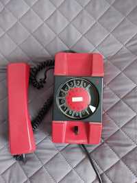 Telefon Bratek czerwony. 1985 r.