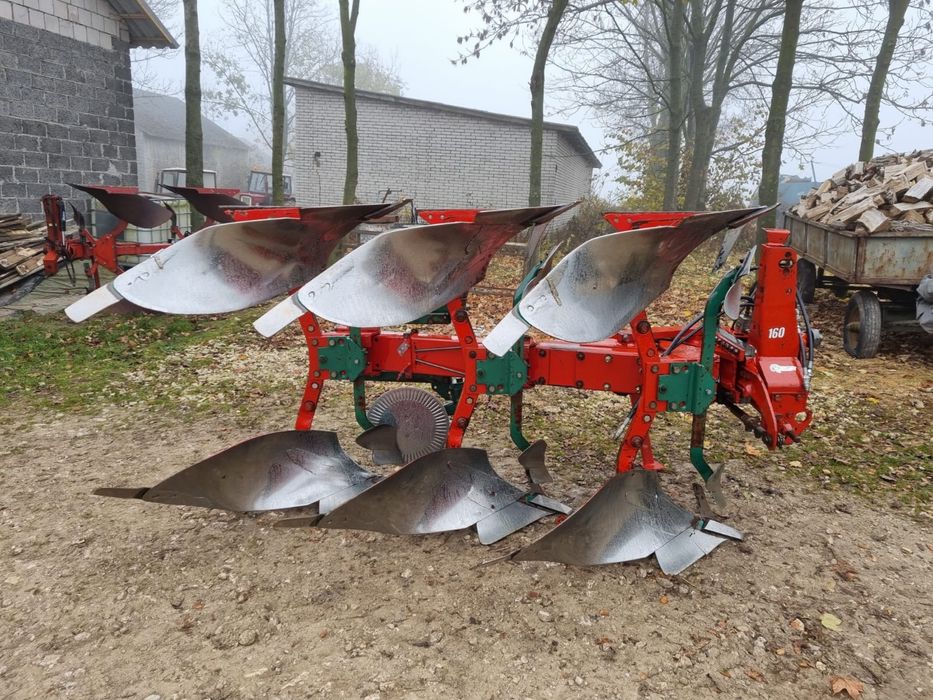 Pług obrotowy KVERNELAND Lb85 VARIO 3 skiby