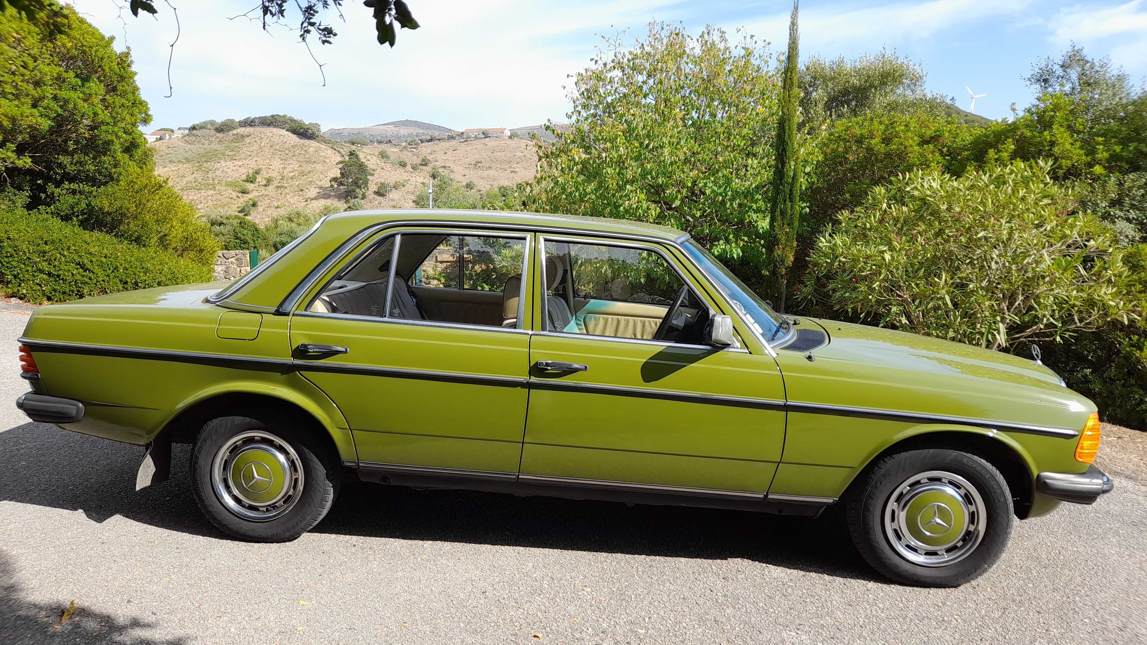 Mercedes-Benz W123 240D – Clássico Impecável