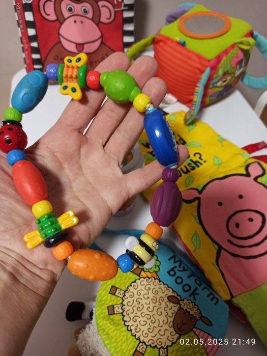 Лот іграшок для найменших, книги м'які гризунці