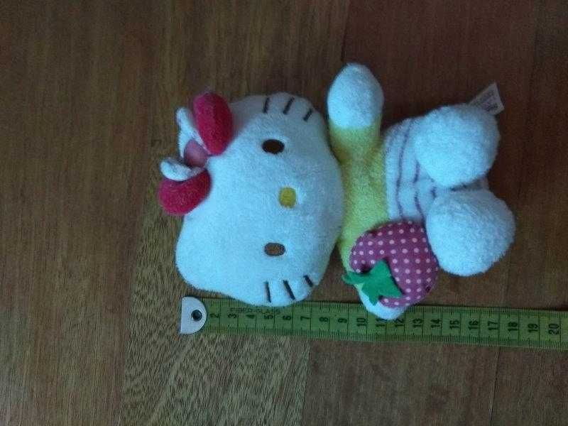 Peluches Hello Kitty - A partir de 5€