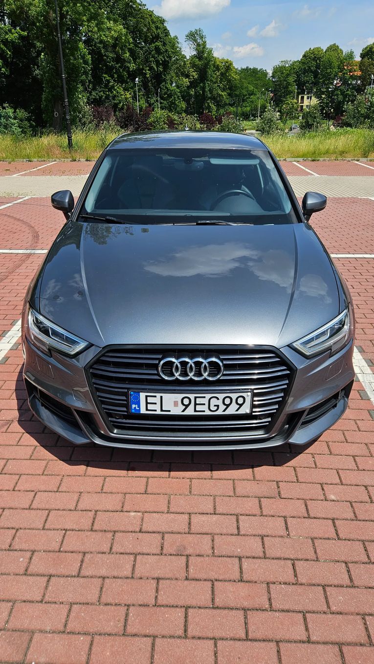 Audi A3 Audi A3 8V polift Daytona grey drive select asystent parkowania s-line